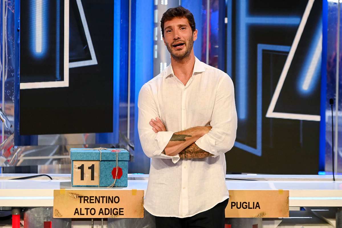 Stefano-de-Martino-in-tv